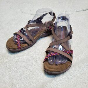 Women's Brown Sandals with Pink Accents